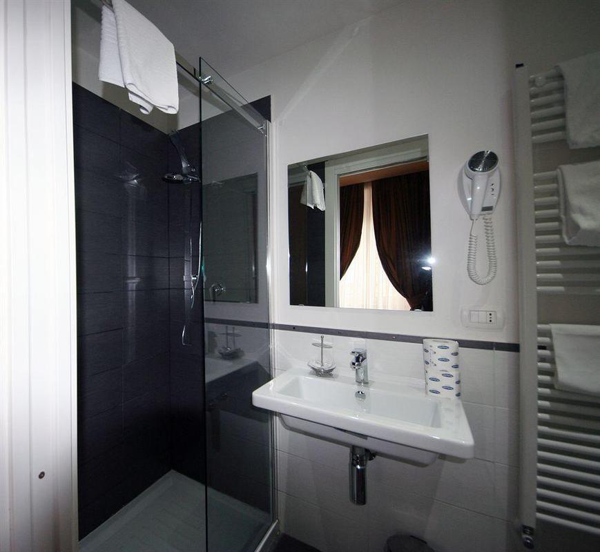 Hotel Saturnia 罗马 外观 照片